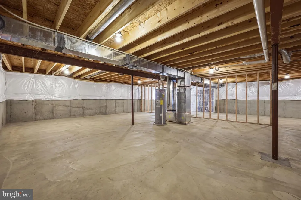 43 ELSTOW WAY Martinsburg, WV 25405