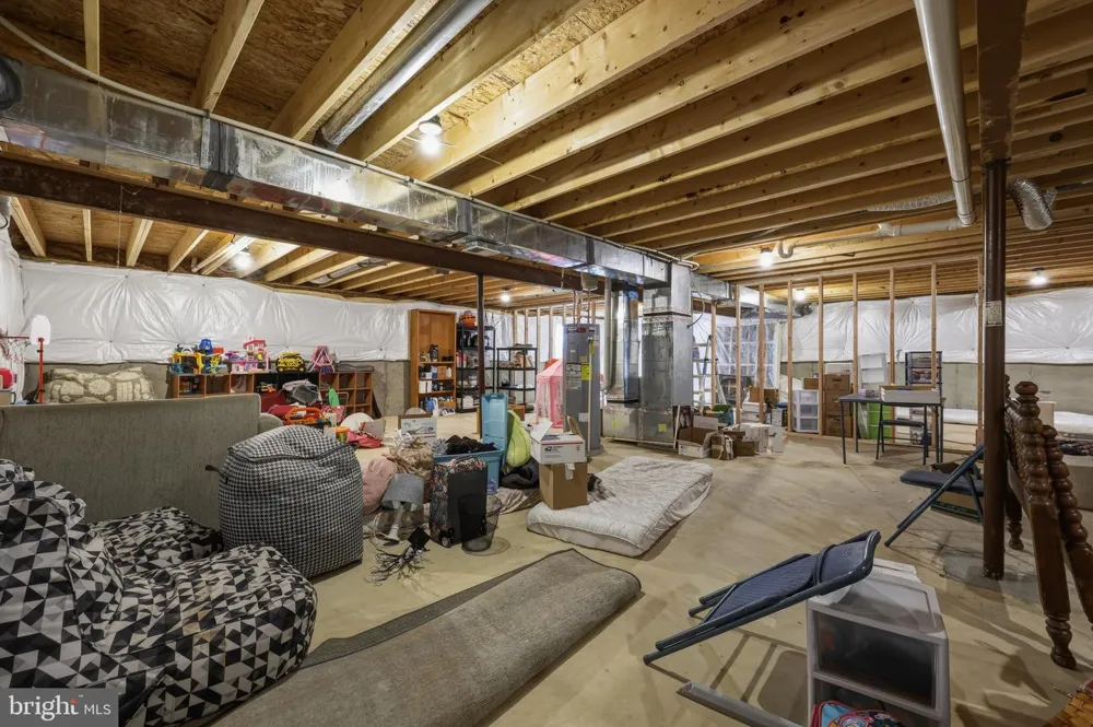 43 ELSTOW WAY Martinsburg, WV 25405