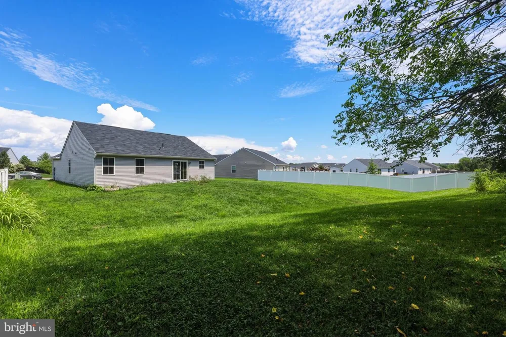43 ELSTOW WAY Martinsburg, WV 25405