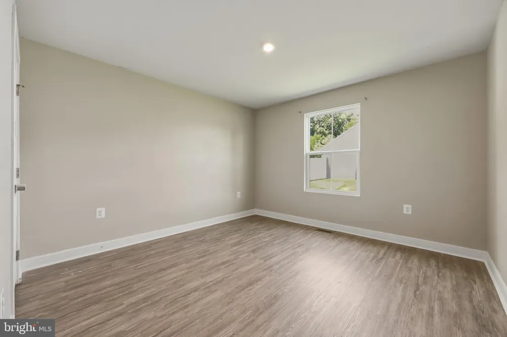 43 ELSTOW WAY Martinsburg, WV 25405
