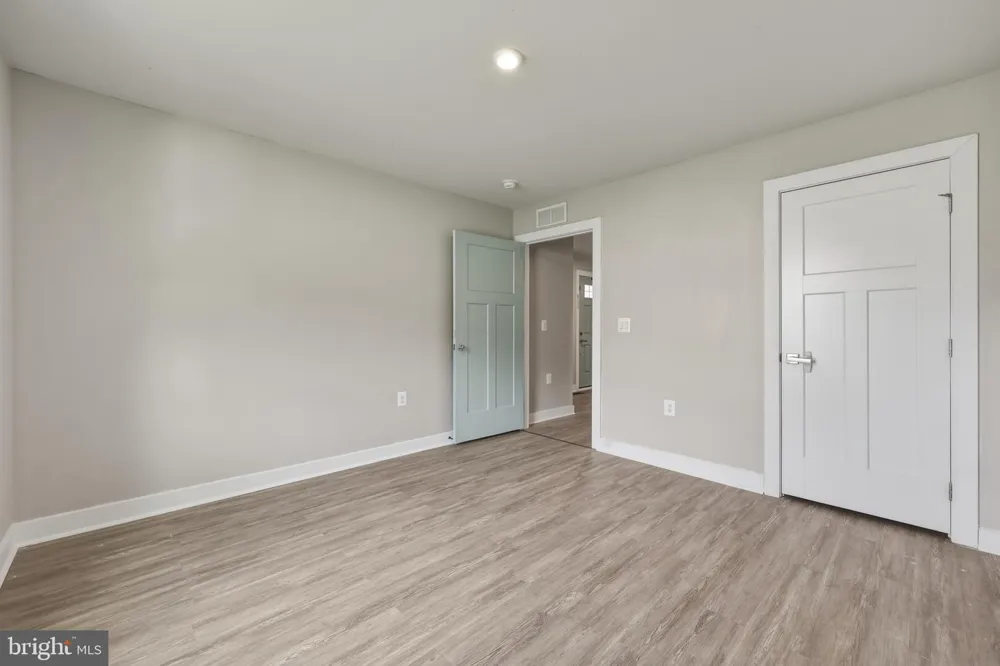 43 ELSTOW WAY Martinsburg, WV 25405