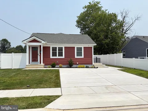 143 BANNISTER AVENUE