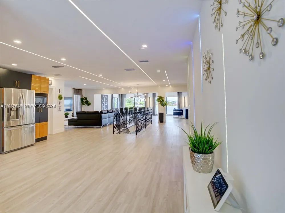 1861 NW 115th St Miami, FL 33167