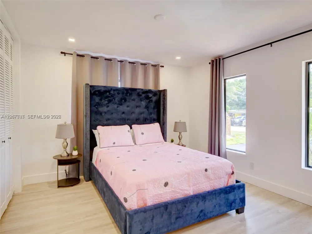 1861 NW 115th St Miami, FL 33167