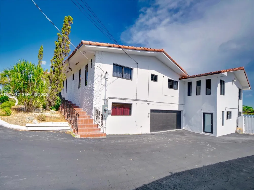 1861 NW 115th St Miami, FL 33167