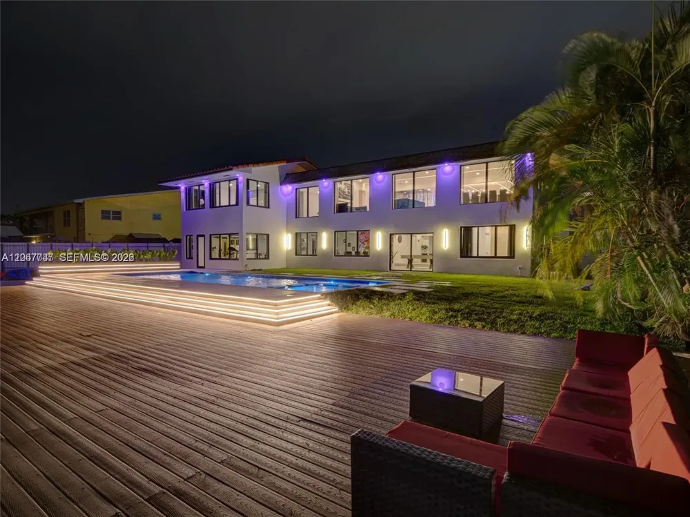 1861 NW 115th St Miami, FL 33167
