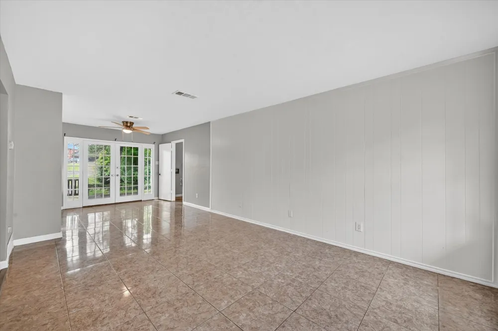 263 Merribrook Trail Duncanville, TX 75116