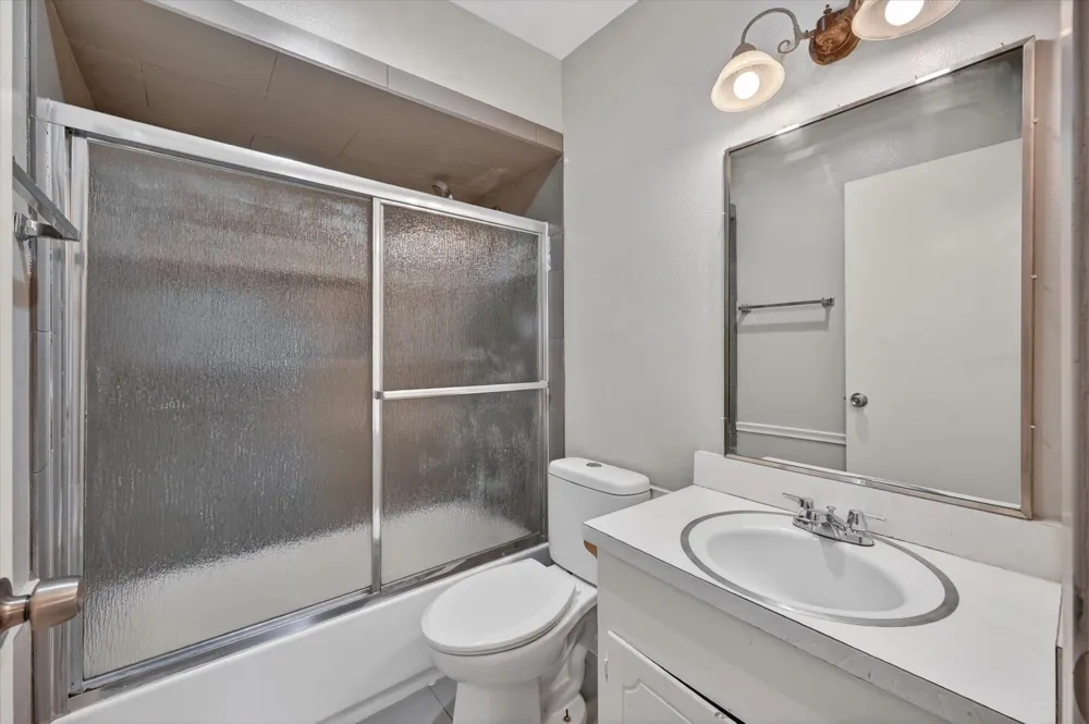 263 Merribrook Trail Duncanville, TX 75116
