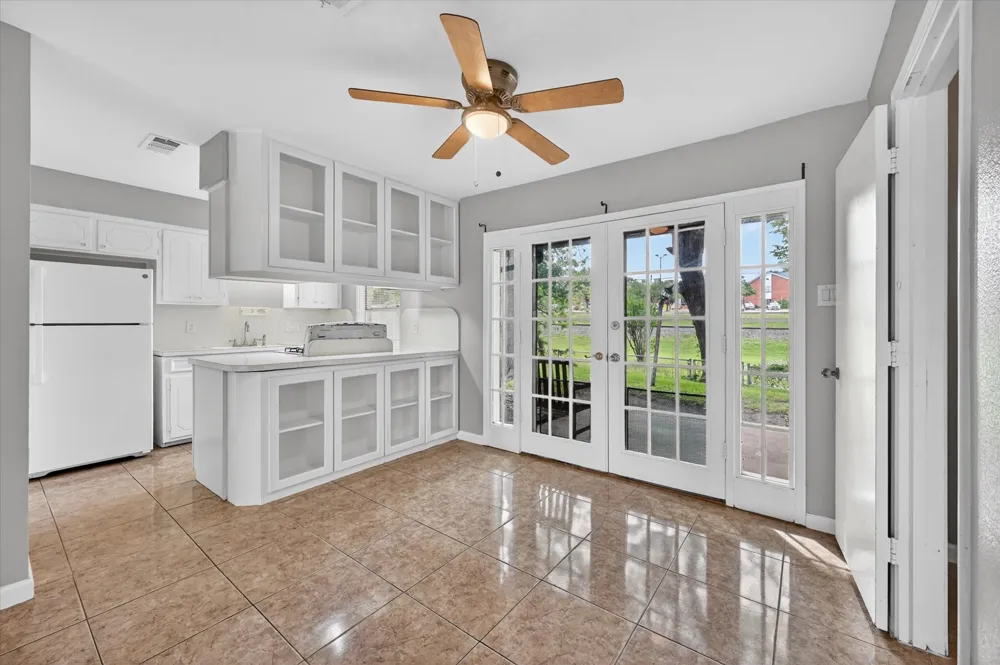263 Merribrook Trail Duncanville, TX 75116