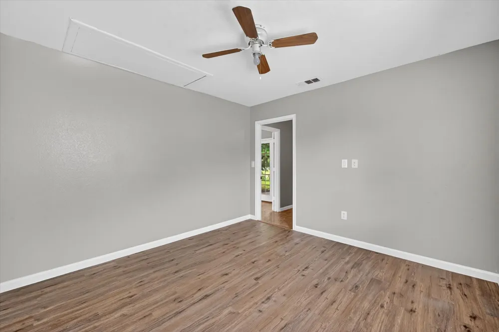263 Merribrook Trail Duncanville, TX 75116