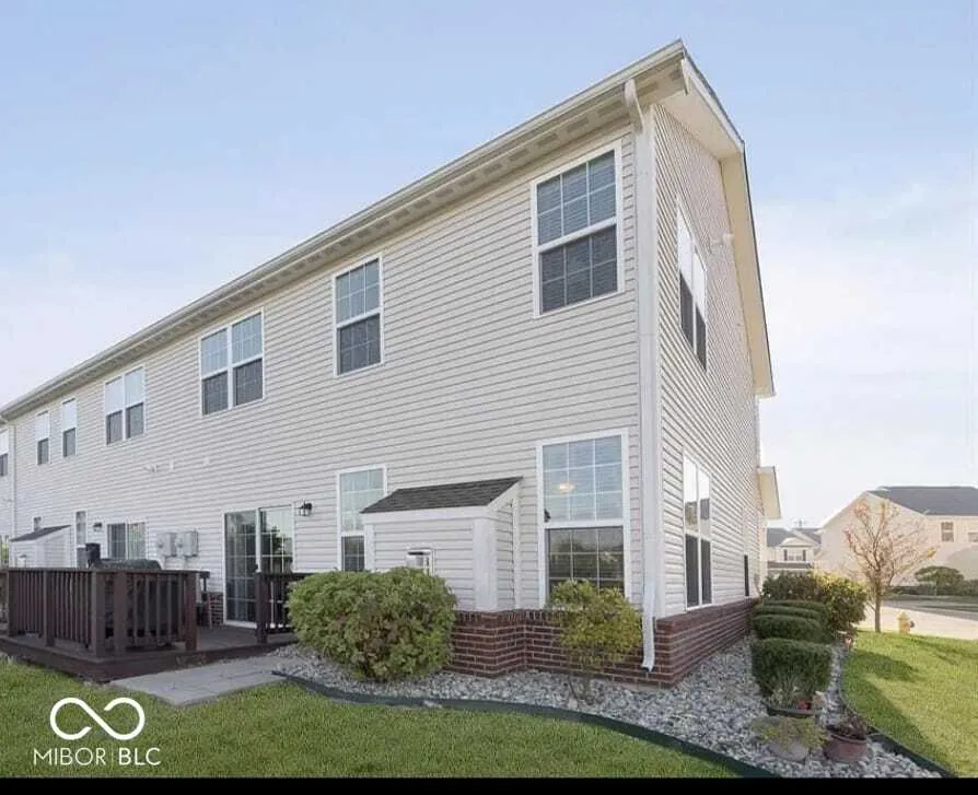 9628 Rolling Plain Drive Noblesville, IN 46060