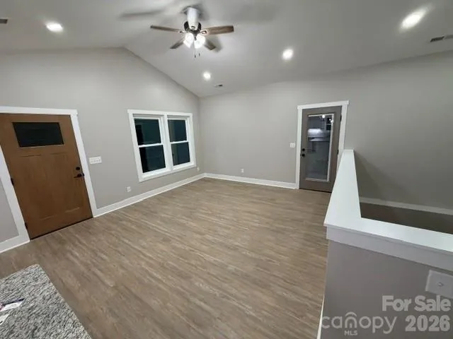 1135 Pinebrook Avenue SE Valdese, NC 28690