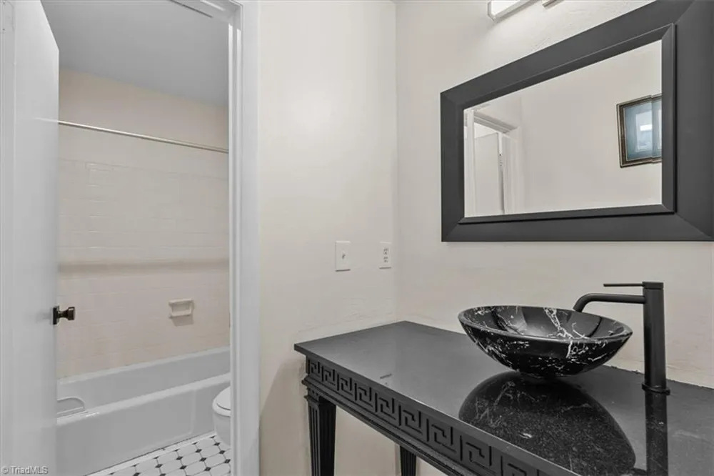 1714 Hamilton Street #C High Point, NC 27262