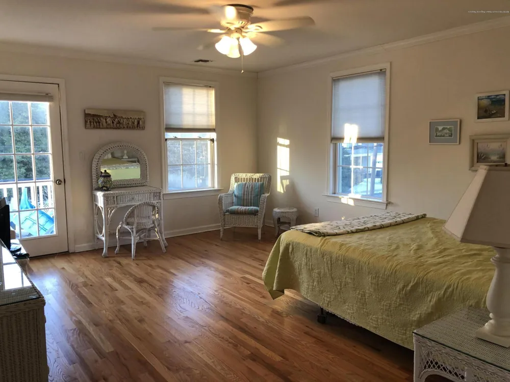 32 Potter Avenue Manasquan, NJ 08736