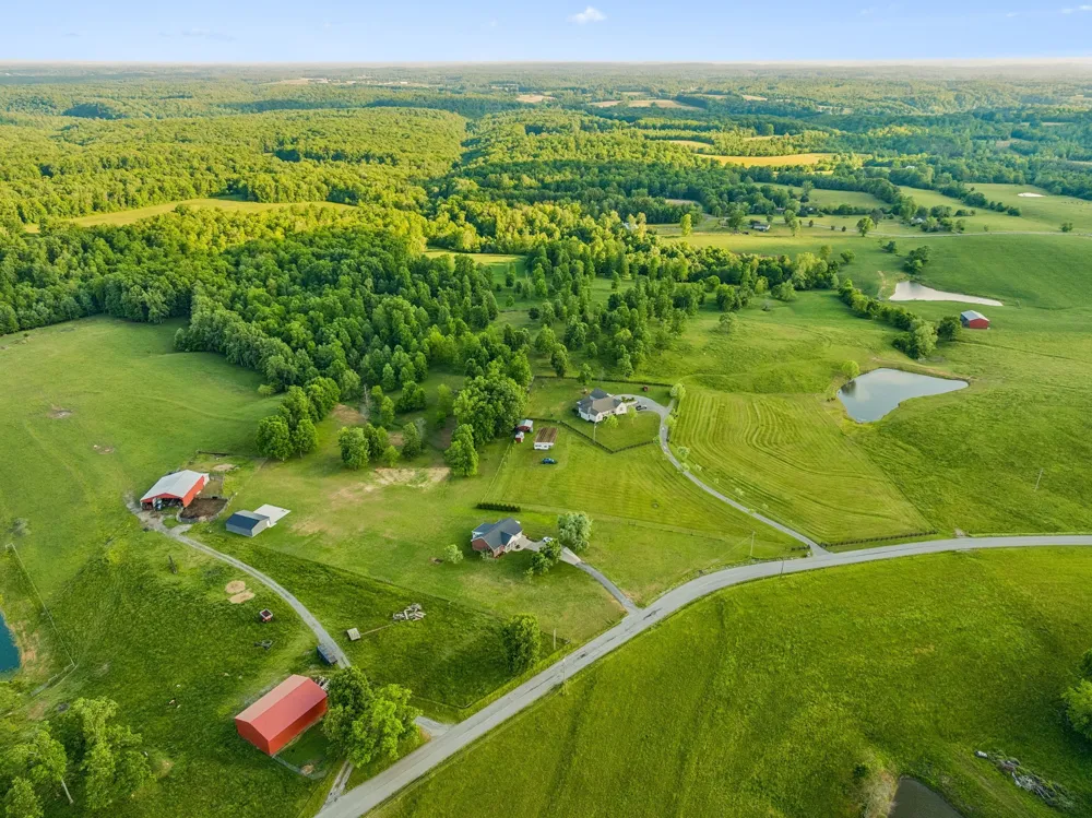 7899 W Lick Creek Rd Primm Springs, TN 38476