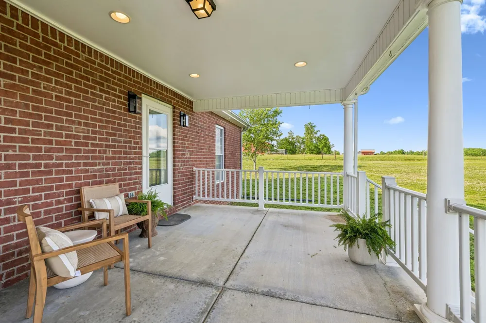 7899 W Lick Creek Rd Primm Springs, TN 38476