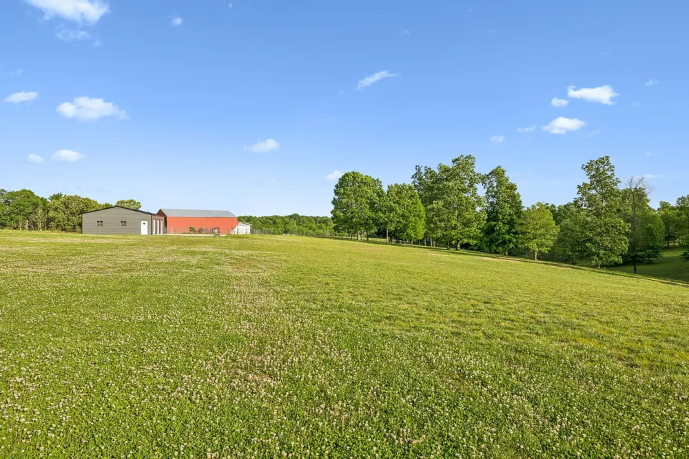 7899 W Lick Creek Rd Primm Springs, TN 38476