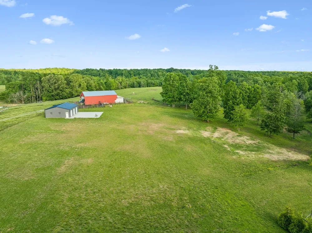 7899 W Lick Creek Rd Primm Springs, TN 38476