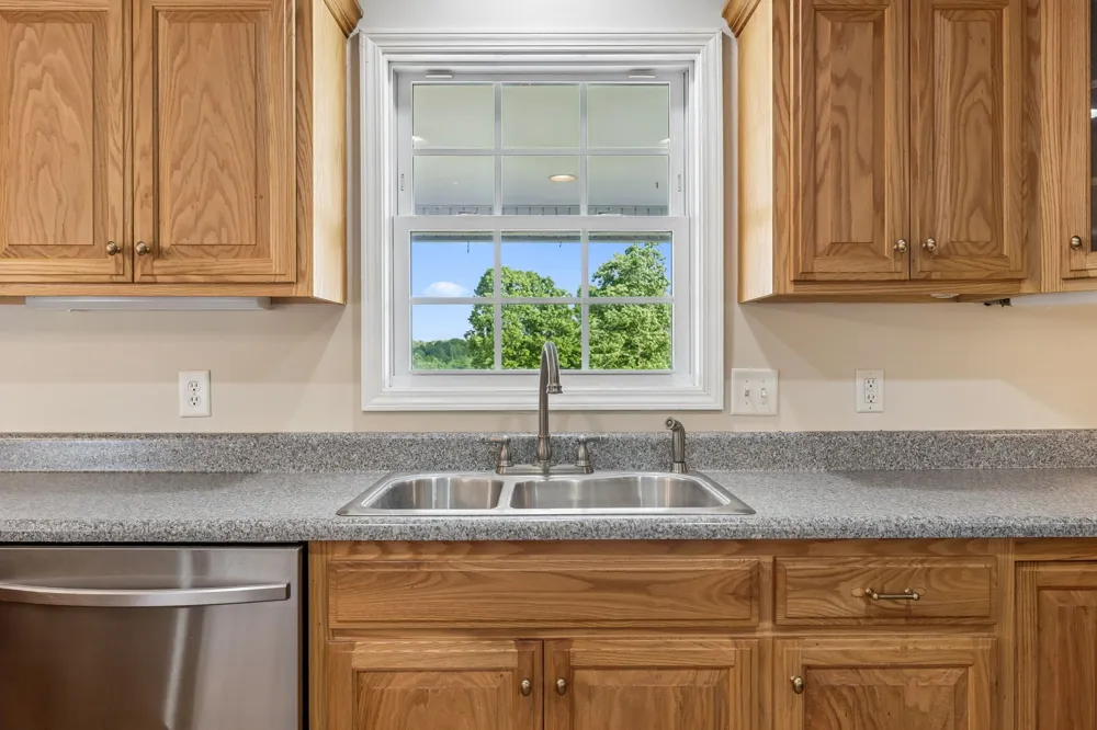 7899 W Lick Creek Rd Primm Springs, TN 38476