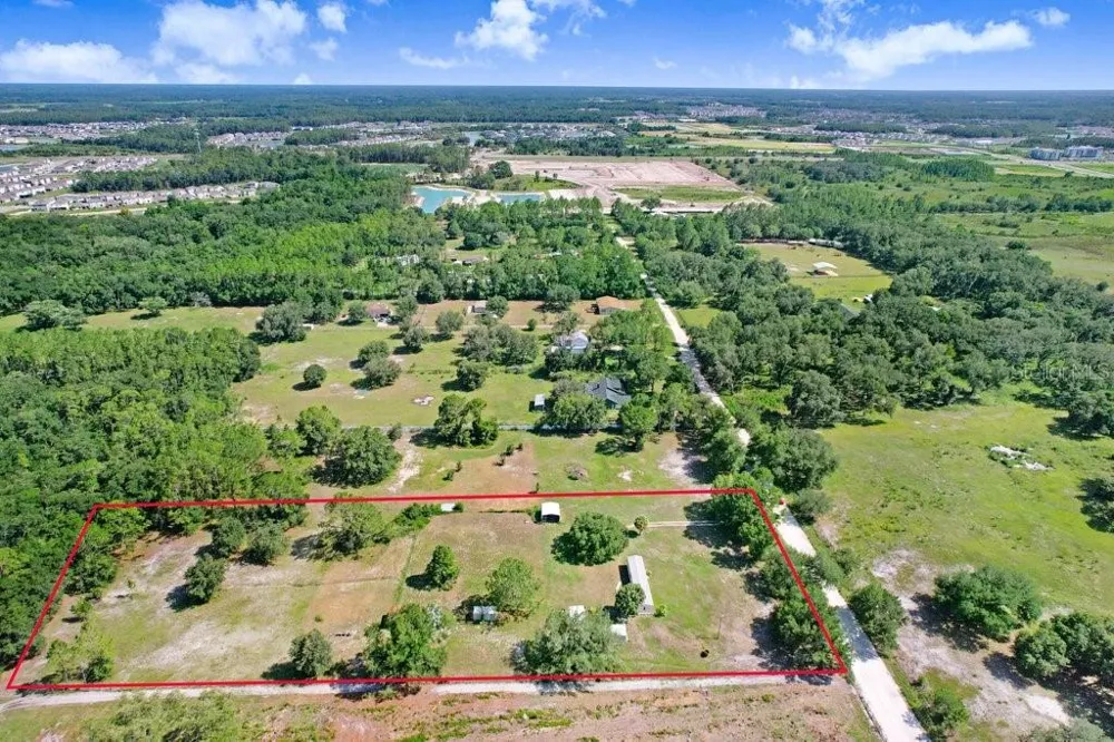 3320 TINA MARIE DRIVE Wesley Chapel, FL 33543