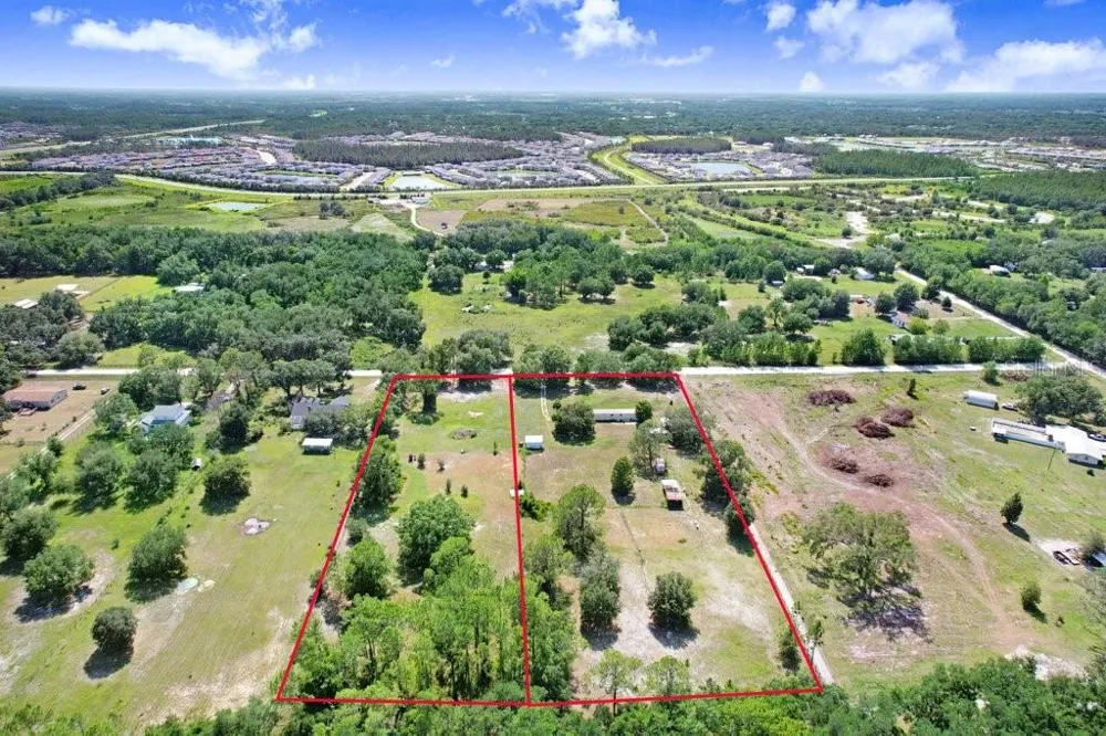 3320 TINA MARIE DRIVE Wesley Chapel, FL 33543