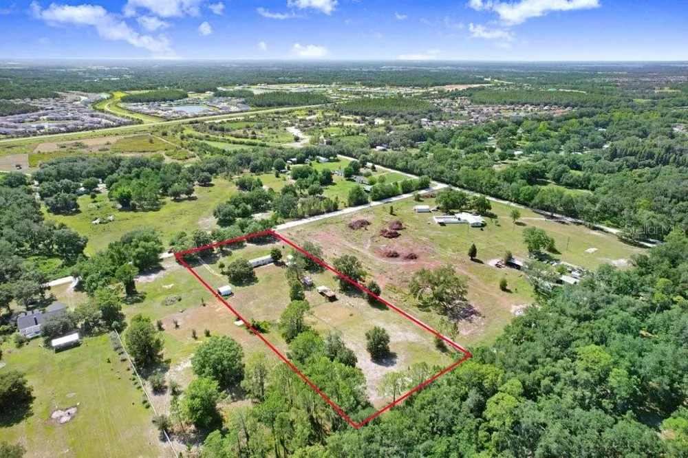 3320 TINA MARIE DRIVE Wesley Chapel, FL 33543