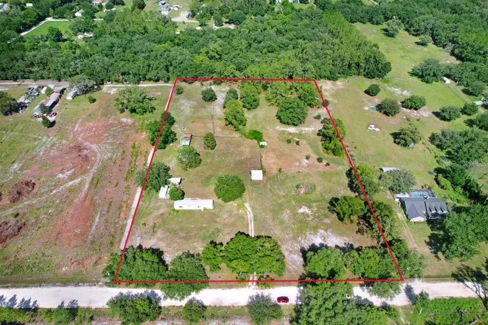 3320 TINA MARIE DRIVE Wesley Chapel, FL 33543