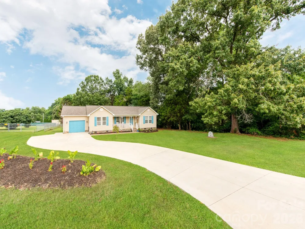 3163 River Road #1 Lincolnton, NC 28092