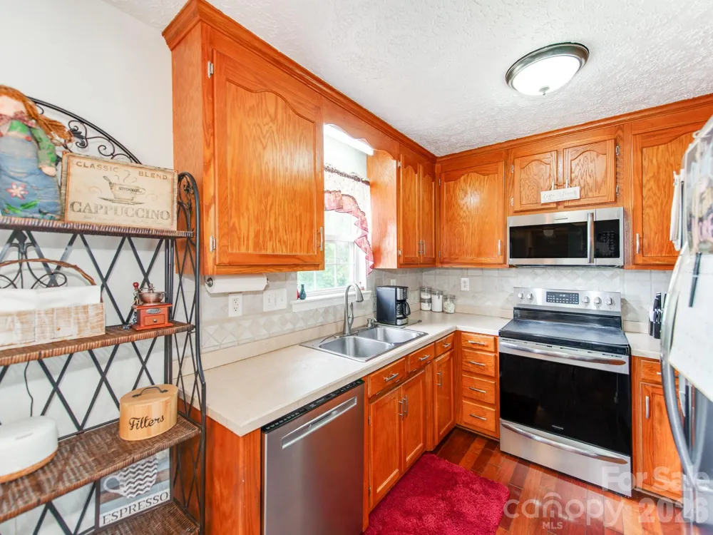 3163 River Road #1 Lincolnton, NC 28092