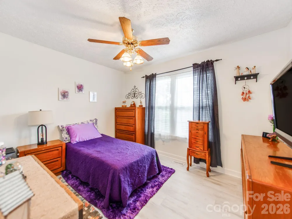 3163 River Road #1 Lincolnton, NC 28092