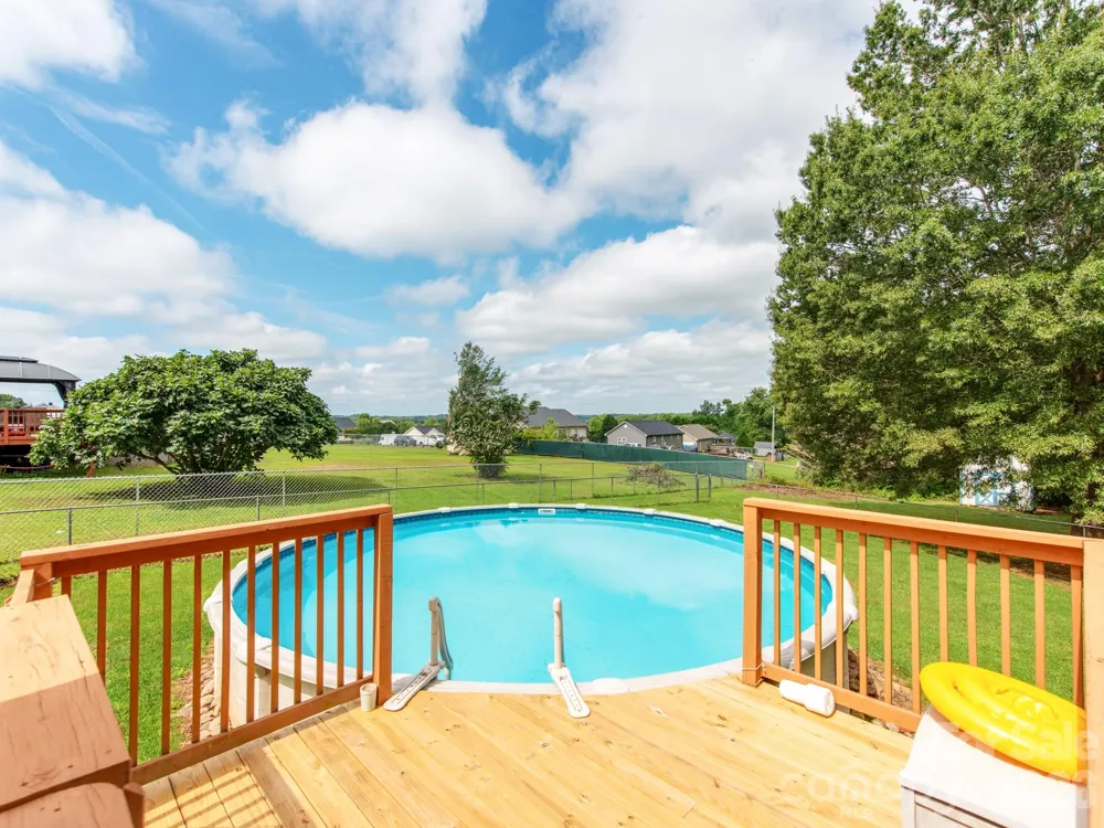 3163 River Road #1 Lincolnton, NC 28092