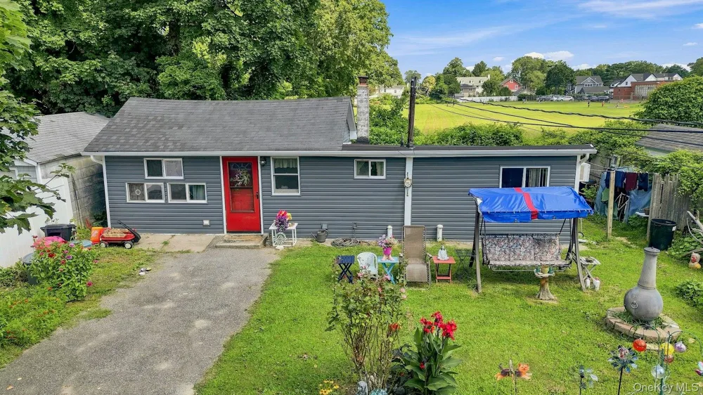 57 Sutton Court West Islip, NY 11795