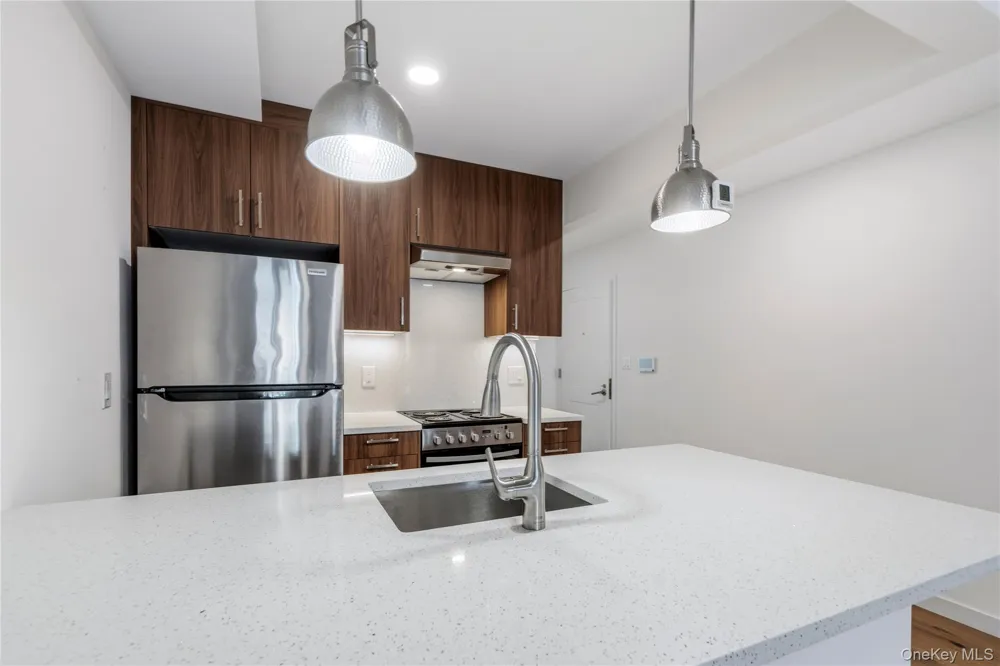 62-47 60th Street #1 Ridgewood, NY 11385