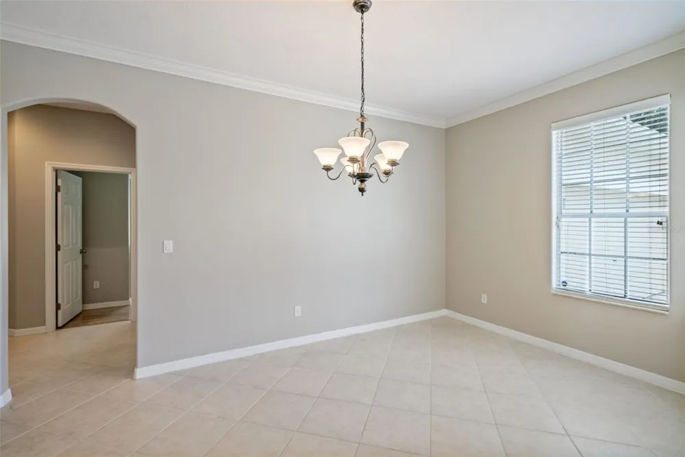 1853 ELFY CT Apopka, FL 32712