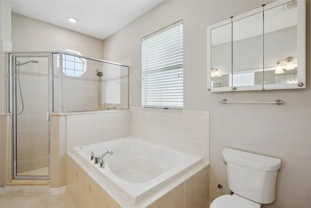 1853 ELFY CT Apopka, FL 32712