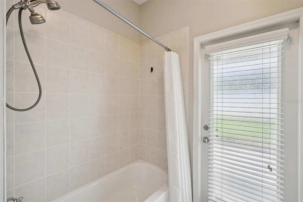 1853 ELFY CT Apopka, FL 32712