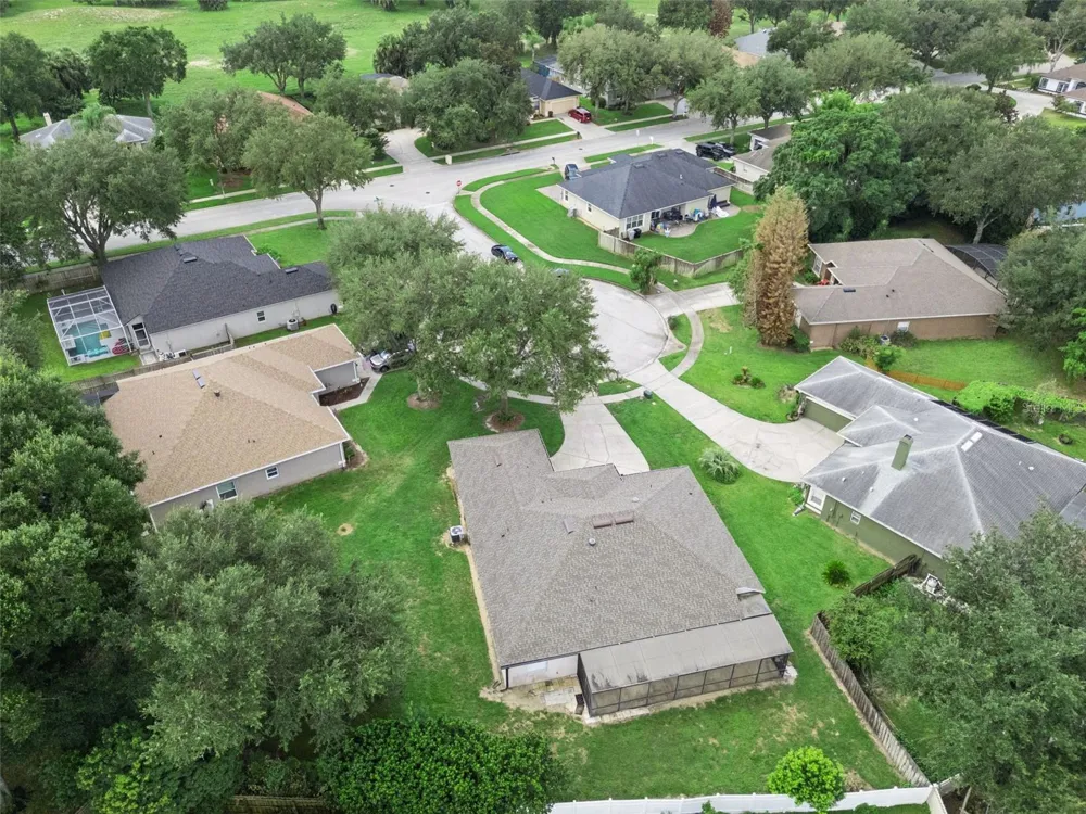 1853 ELFY CT Apopka, FL 32712
