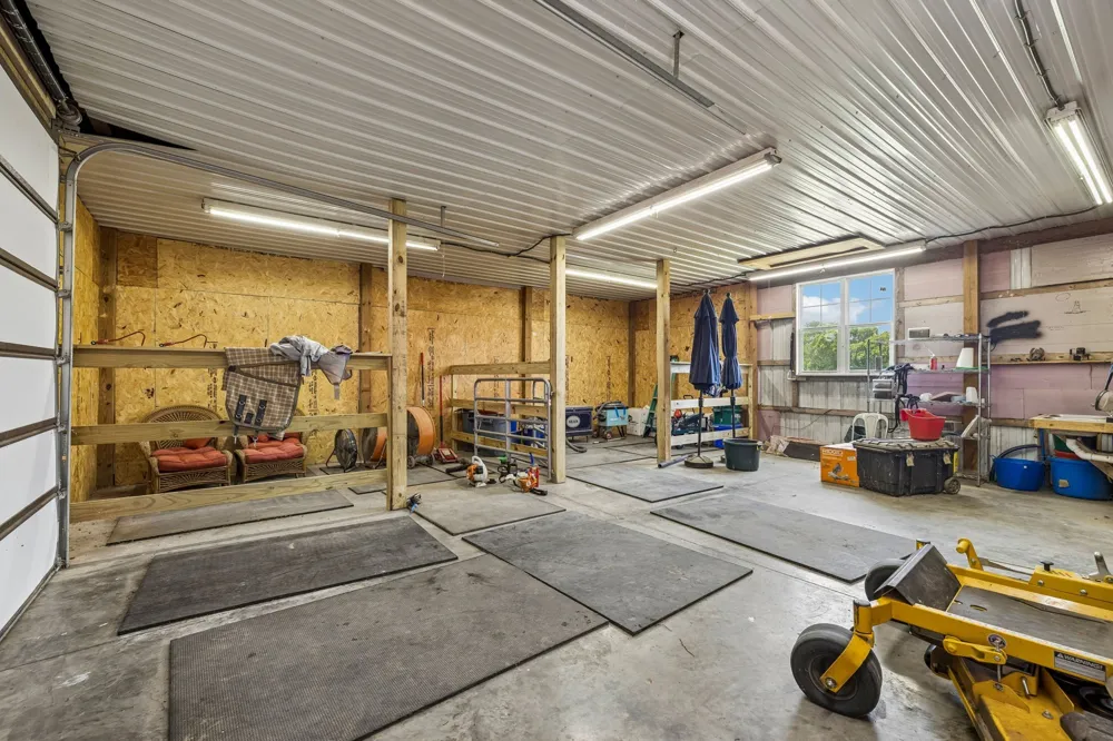1088 Atkins Road Ext Cedar Hill, TN 37032