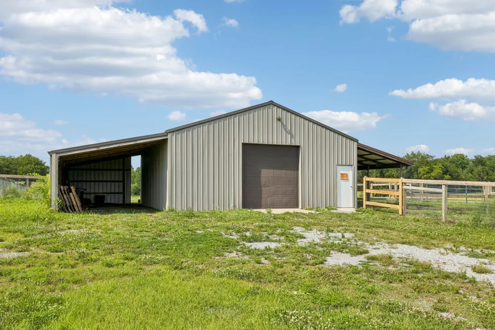 1088 Atkins Road Ext Cedar Hill, TN 37032