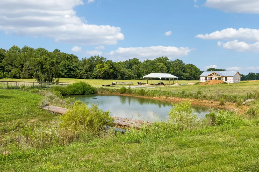 1088 Atkins Road Ext Cedar Hill, TN 37032