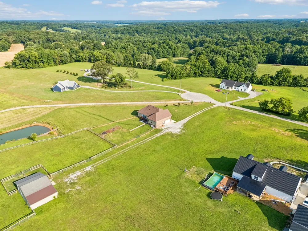 1088 Atkins Road Ext Cedar Hill, TN 37032