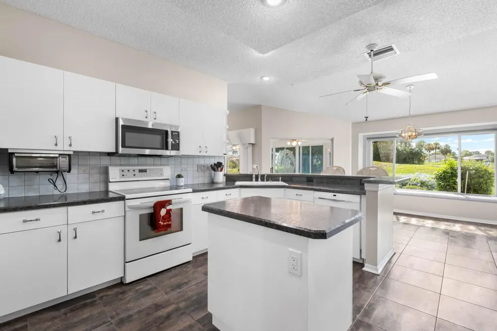 739 WINTERBROOKE WAY Sun City Center, FL 33573