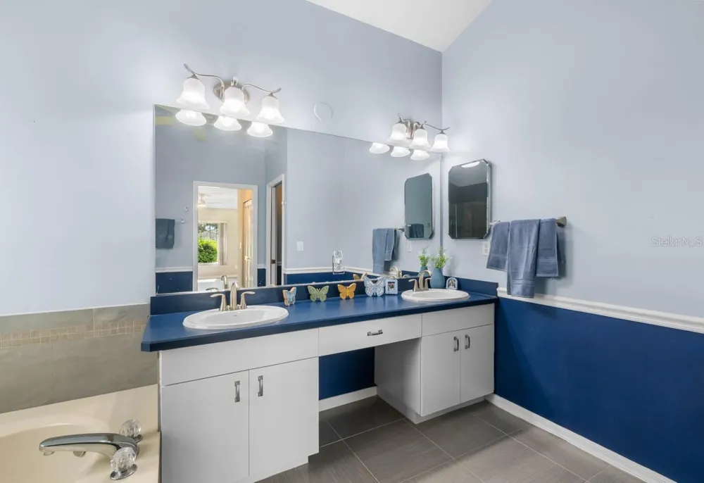 739 WINTERBROOKE WAY Sun City Center, FL 33573