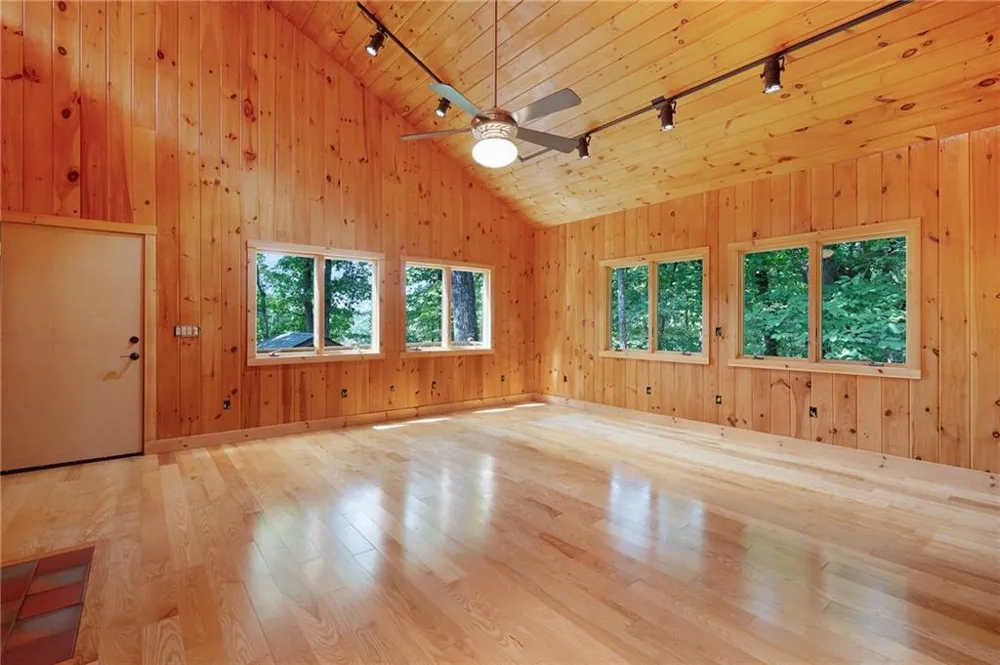 464 Poole Road Ball Ground, GA 30107