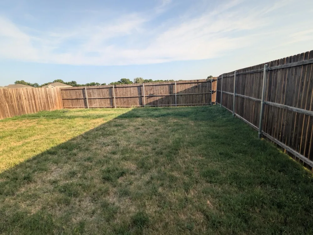 455 Manchester Street Van Alstyne, TX 75495