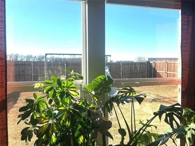 455 Manchester Street Van Alstyne, TX 75495