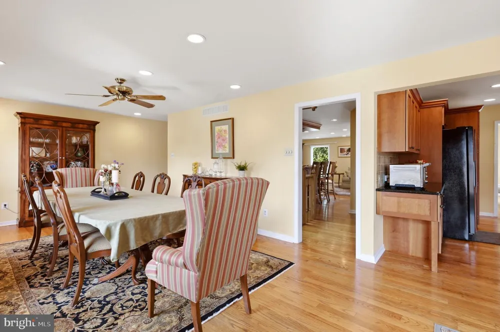 133 PLUM STREET Moorestown, NJ 08057