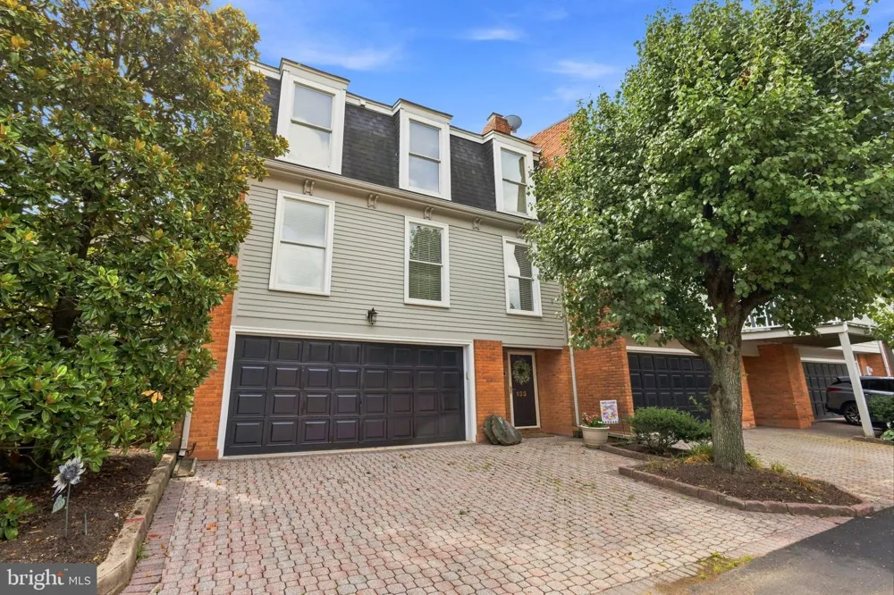 133 PLUM STREET Moorestown, NJ 08057