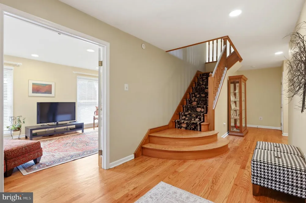 133 PLUM STREET Moorestown, NJ 08057
