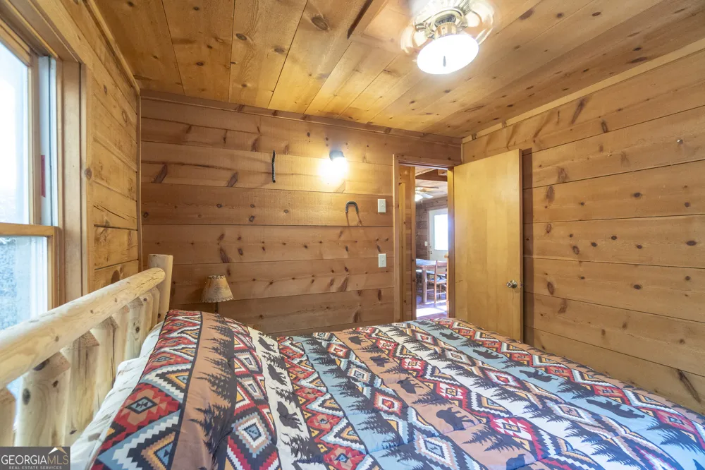 85 Squirrel Hollow DR Sautee Nacoochee, GA 30571